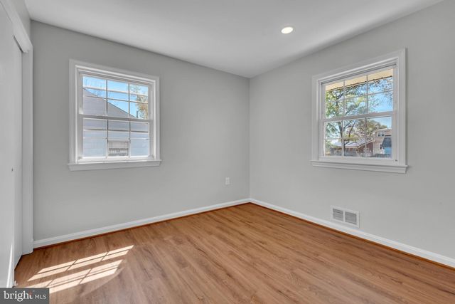 2712 HUGHES RD, Hyattsville, MD 20783