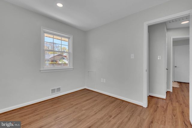 2712 HUGHES RD, Hyattsville, MD 20783