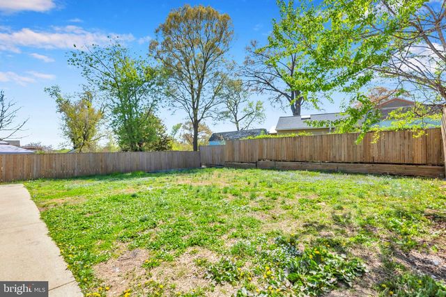 2712 HUGHES RD, Hyattsville, MD 20783
