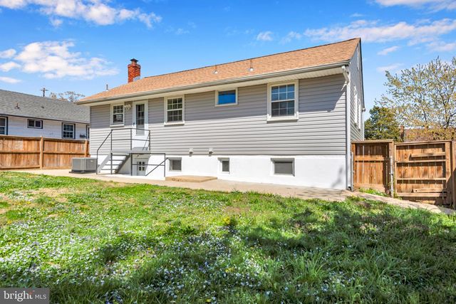 2712 HUGHES RD, Hyattsville, MD 20783
