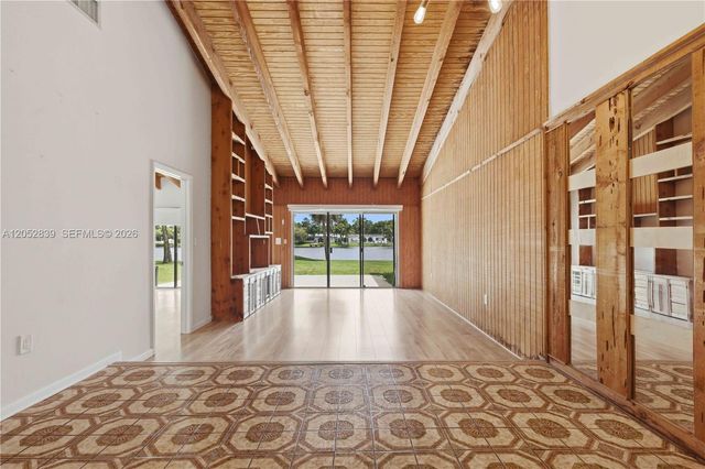 10680 Cherry Ave, Pembroke Pines, FL 33026
