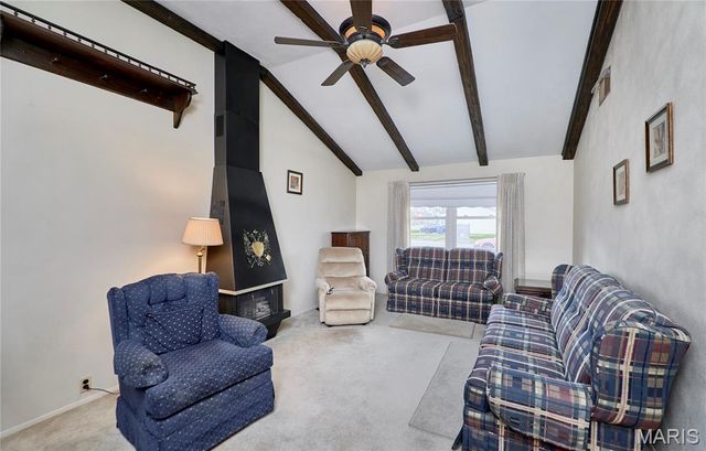 615 Central Parkway, Florissant, MO 63031