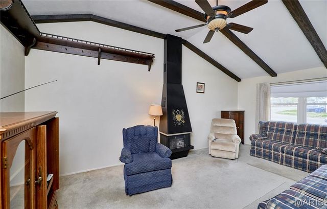 615 Central Parkway, Florissant, MO 63031