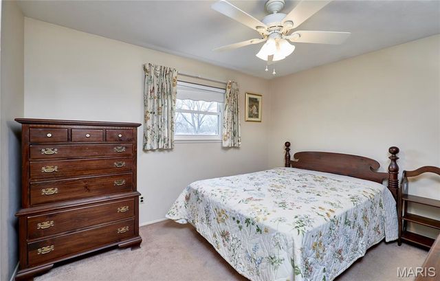 615 Central Parkway, Florissant, MO 63031