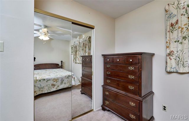 615 Central Parkway, Florissant, MO 63031