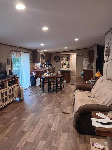 107 Fern Gully Way, Ellijay, GA 30540