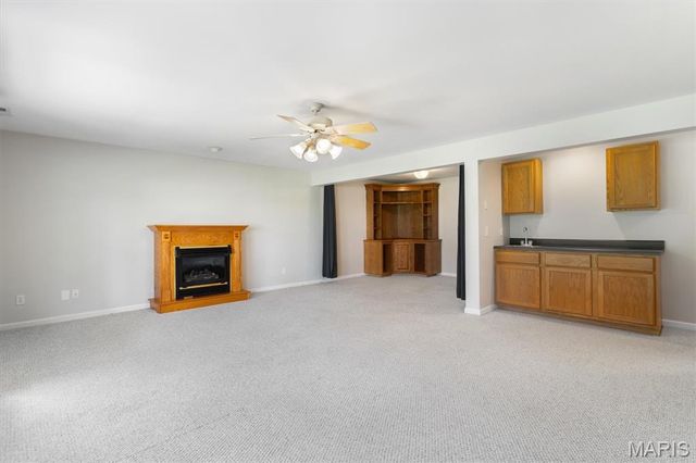 6 Country Bluff Court, St Charles, MO 63301