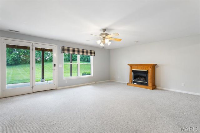 6 Country Bluff Court, St Charles, MO 63301