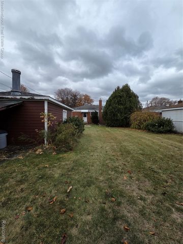 13019 Stanley Drive, Warren, MI 48088