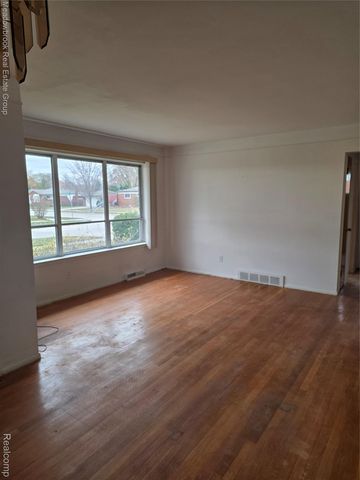 13019 Stanley Drive, Warren, MI 48088