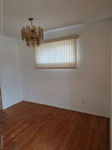 13019 Stanley Drive, Warren, MI 48088