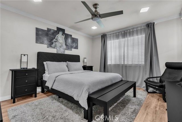 820 W Compton 20, Compton, CA 90220