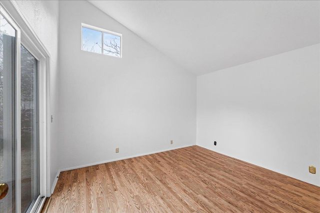 467 Center Street, Redwood City, CA 94061