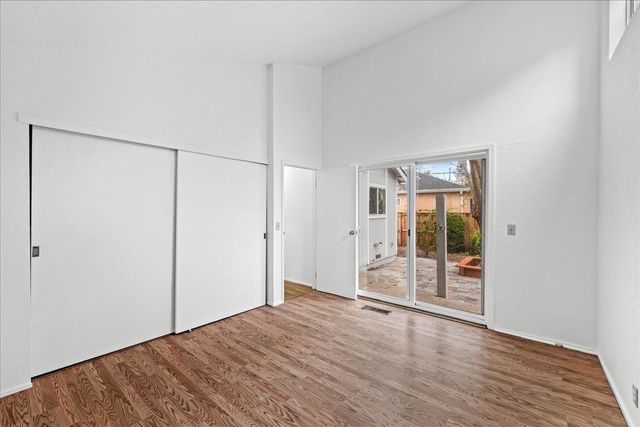 467 Center Street, Redwood City, CA 94061