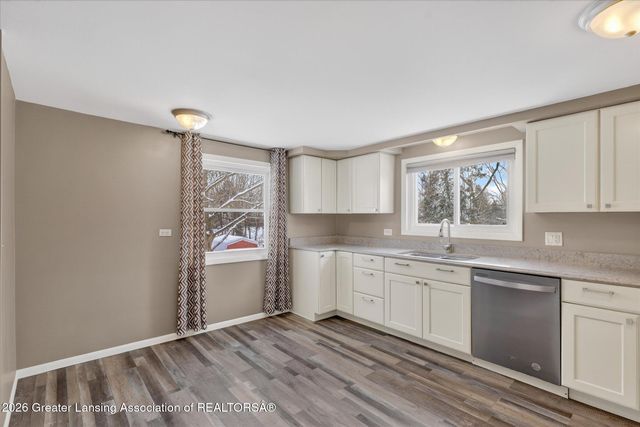 447 W Main Street, Grand Ledge, MI 48837