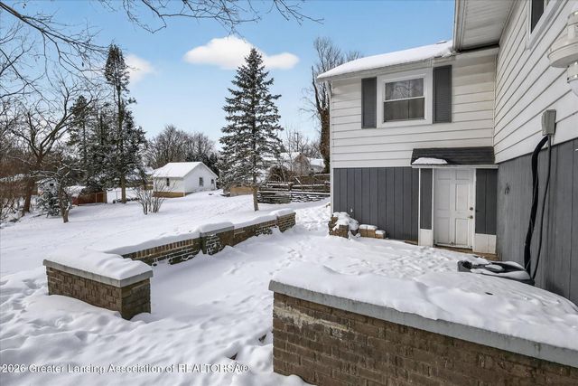 447 W Main Street, Grand Ledge, MI 48837