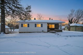 447 W Main Street, Grand Ledge, MI 48837