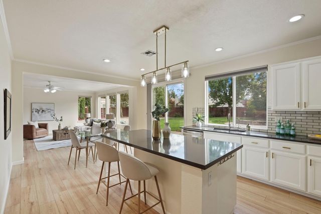 5040 Pine Lake Ct, Stockton, CA 95219