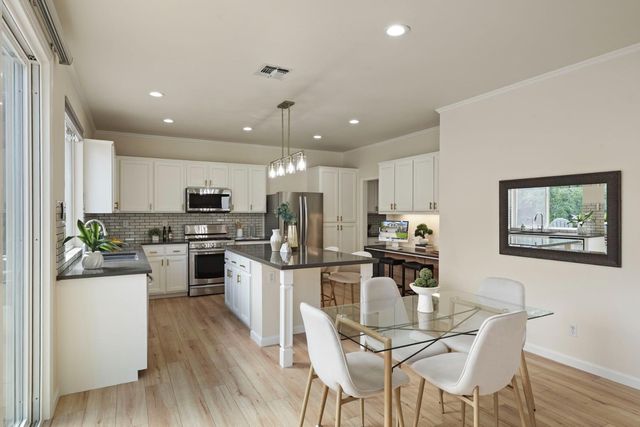 5040 Pine Lake Ct, Stockton, CA 95219