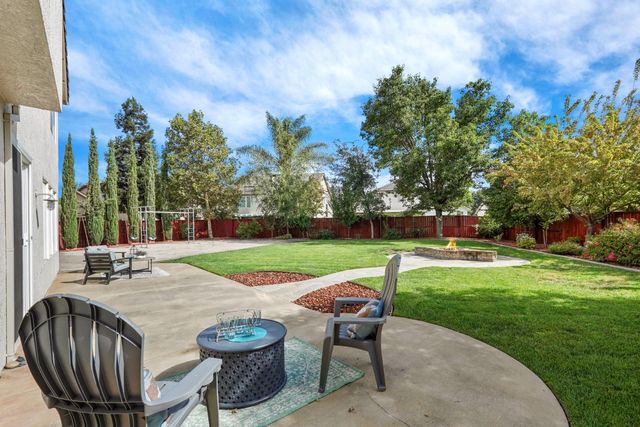 5040 Pine Lake Ct, Stockton, CA 95219