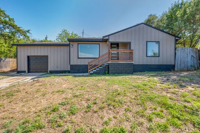 3134 W Jefferson Boulevard, Dallas, TX 75211