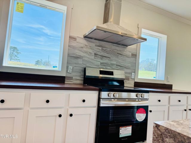 108 Young Road, Bulls Gap, TN 37711