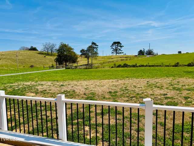 108 Young Road, Bulls Gap, TN 37711
