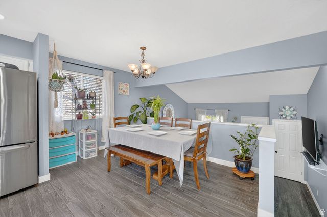 8127 S CREEKWOOD DR, West Jordan, UT 84088