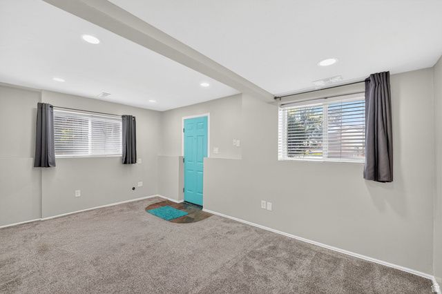 8127 S CREEKWOOD DR, West Jordan, UT 84088