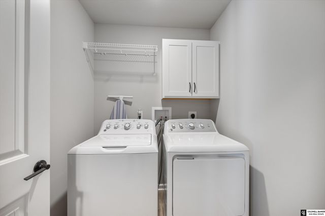 4904 Sheridan Road, Papillion, NE 68133