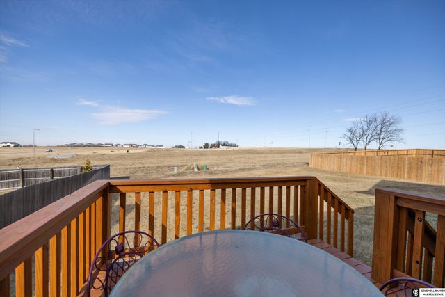 4904 Sheridan Road, Papillion, NE 68133
