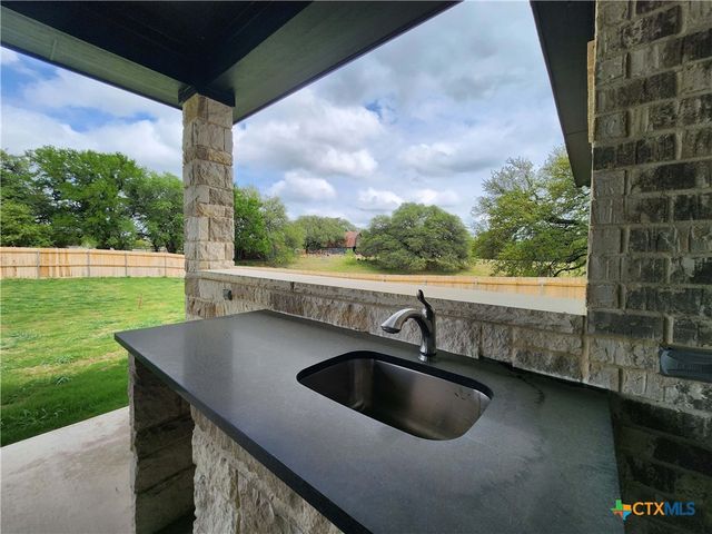 10980 Stinnett Mill, Salado, TX 76571