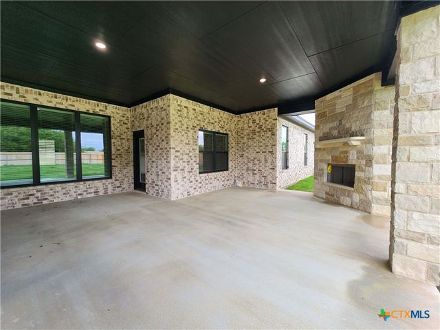 10980 Stinnett Mill, Salado, TX 76571
