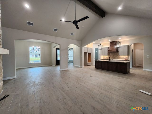 10980 Stinnett Mill, Salado, TX 76571