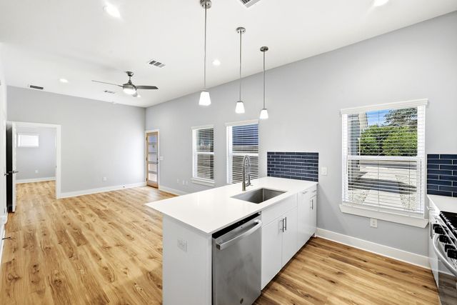 6014 FAIRWAY ST 2, Austin, TX 78741