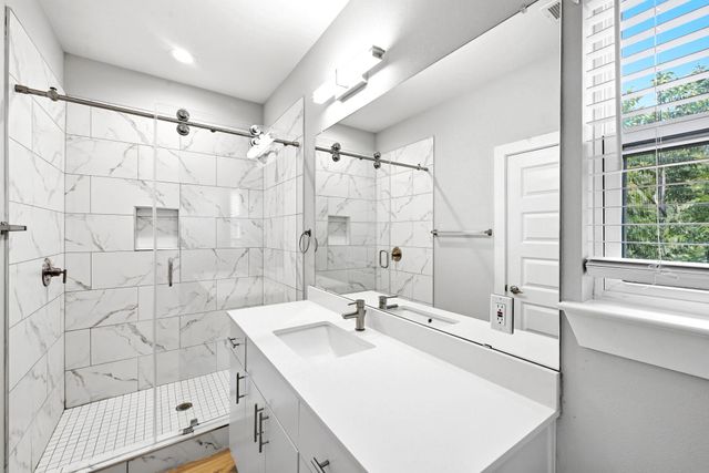 6014 FAIRWAY ST 2, Austin, TX 78741