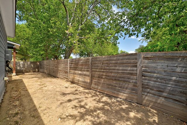 6014 FAIRWAY ST 2, Austin, TX 78741