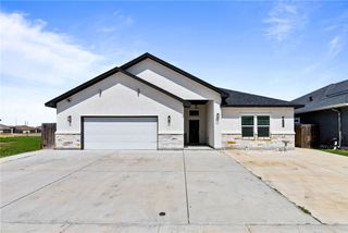 7222 Latitude St, Corpus Christi, TX 78414