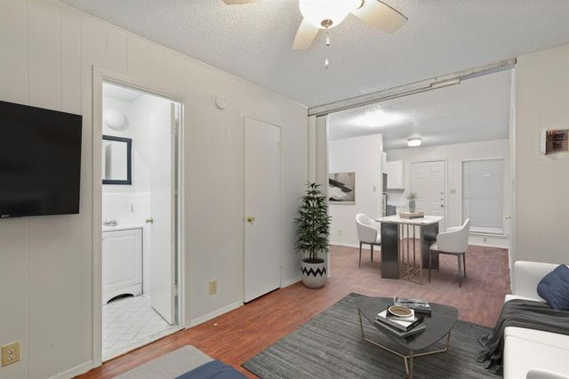 5300 Guadalupe ST 108, Austin, TX 78751