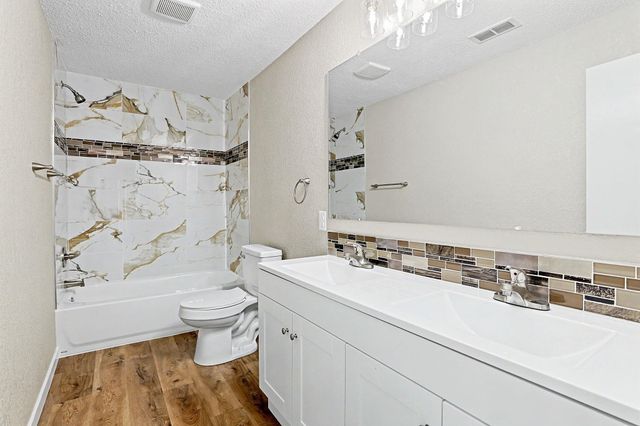 234 W Central St, Wichita, KS 67055