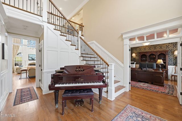 114 Highland Gate Drive, Johnson City, TN 37615