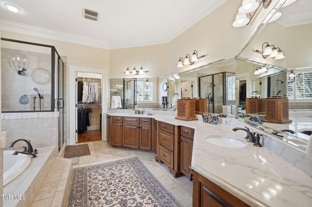 114 Highland Gate Drive, Johnson City, TN 37615