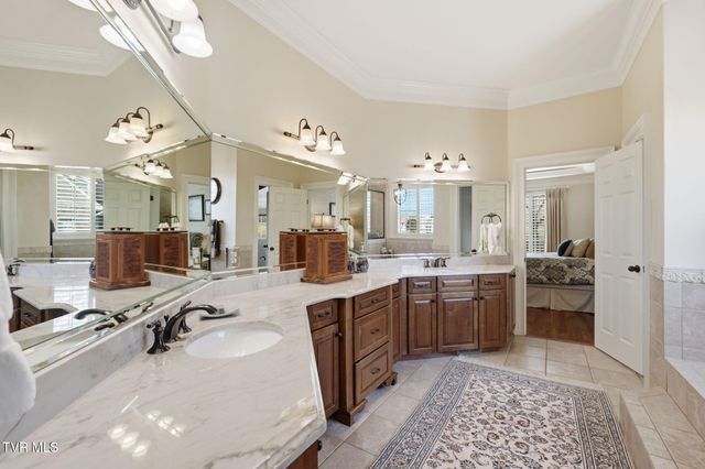 114 Highland Gate Drive, Johnson City, TN 37615