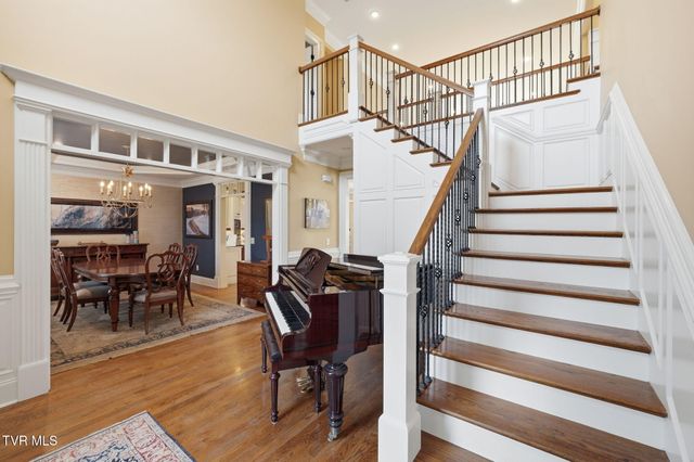 114 Highland Gate Drive, Johnson City, TN 37615