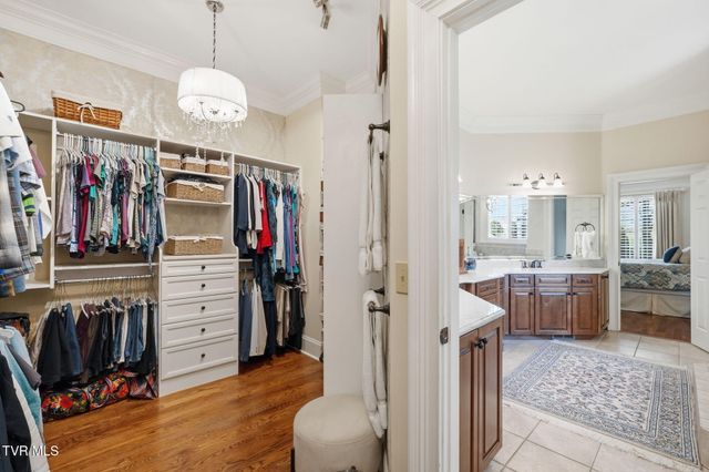 114 Highland Gate Drive, Johnson City, TN 37615