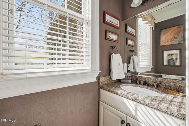 114 Highland Gate Drive, Johnson City, TN 37615