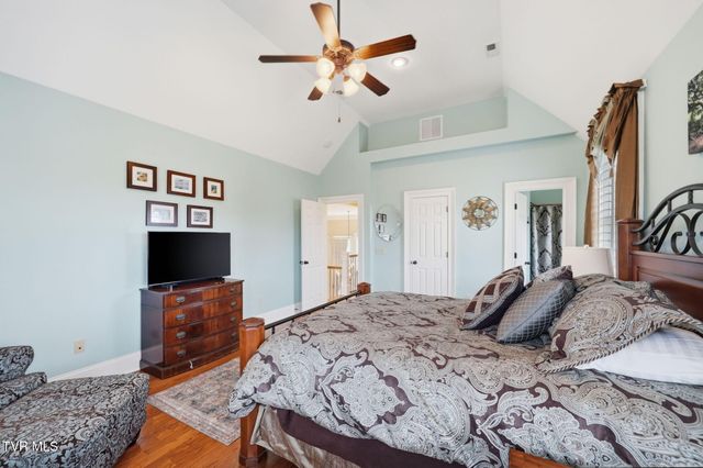 114 Highland Gate Drive, Johnson City, TN 37615