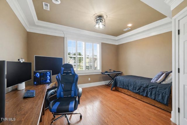 114 Highland Gate Drive, Johnson City, TN 37615