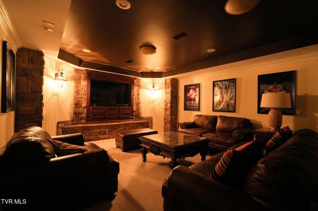 114 Highland Gate Drive, Johnson City, TN 37615