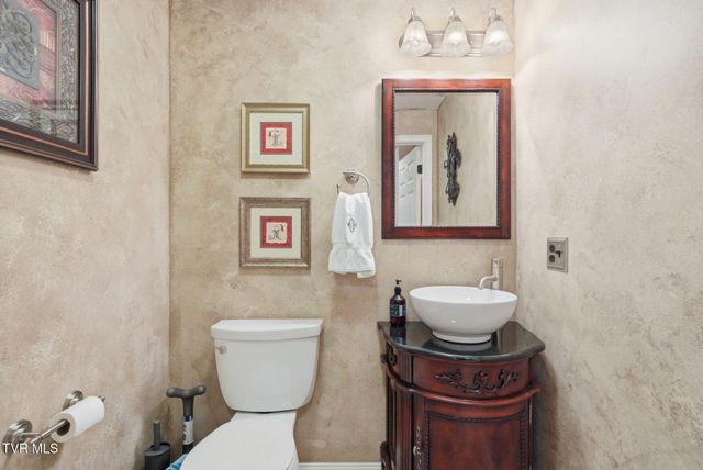 114 Highland Gate Drive, Johnson City, TN 37615